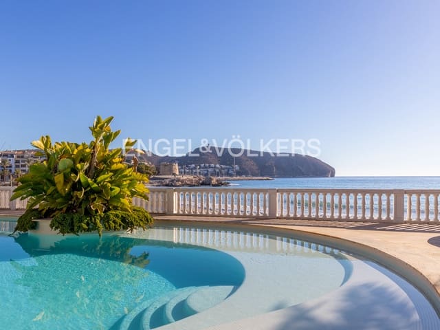 4 soverom Villa til salgs i Moraira, Teulada-Moraira med svømmebasseng garasje - € 5 850 000 (Ref: 8171134)