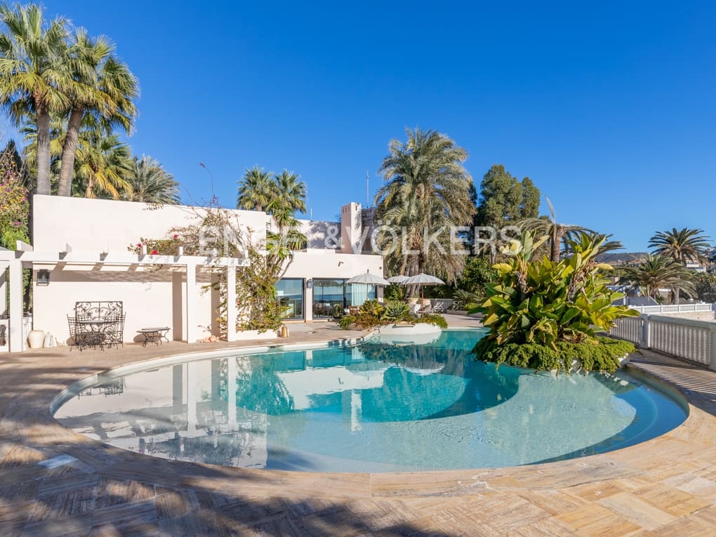 4 soverom Villa til salgs i Moraira med svømmebasseng garasje - € 5 850 000 (Ref: 8171134)