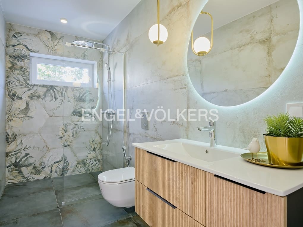 4 soveværelse Villa til salg i Calpe / Calp med swimmingpool garage - € 1.090.000 (Ref: 8200551)