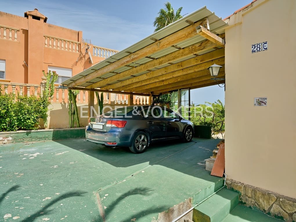 5 makuuhuone Huvila myytävänä paikassa Calpe / Calp mukana uima-altaan 
autotalli - 795 000 € (Ref: 8205582)