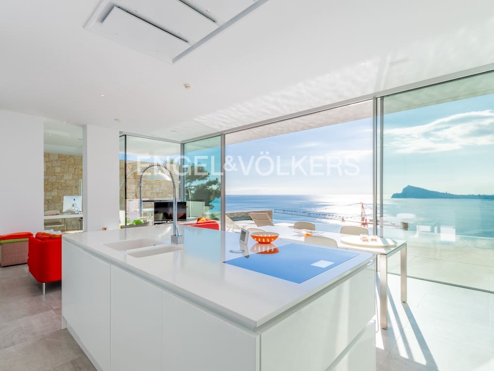 3 makuuhuone Huvila myytävänä paikassa Altea mukana uima-altaan 
autotalli - 2 980 000 € (Ref: 8244144)