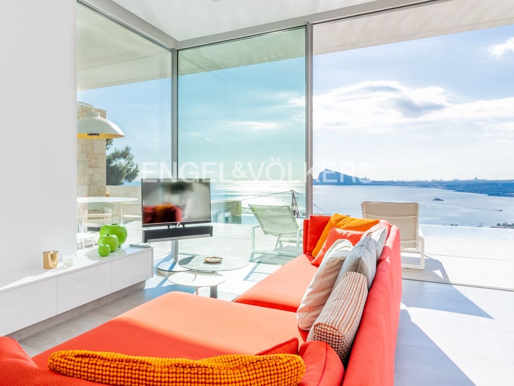 3 makuuhuone Huvila myytävänä paikassa Altea mukana uima-altaan 
autotalli - 2 980 000 € (Ref: 8244144)