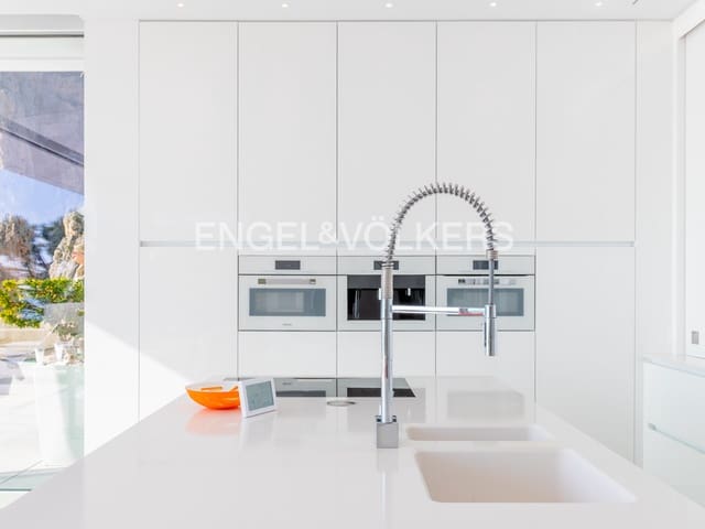 3 makuuhuone Huvila myytävänä paikassa Altea mukana uima-altaan 
autotalli - 2 980 000 € (Ref: 8244144)