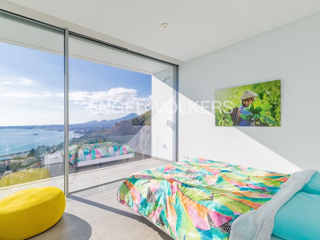 3 makuuhuone Huvila myytävänä paikassa Altea mukana uima-altaan 
autotalli - 2 980 000 € (Ref: 8244144)