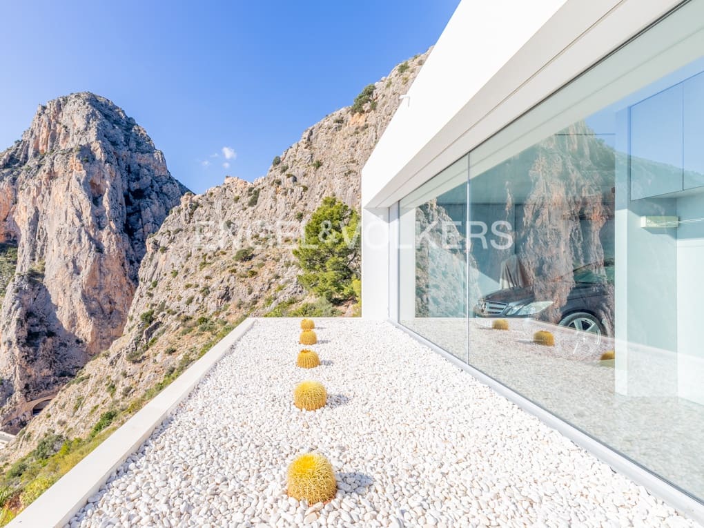 3 makuuhuone Huvila myytävänä paikassa Altea mukana uima-altaan 
autotalli - 2 980 000 € (Ref: 8244144)