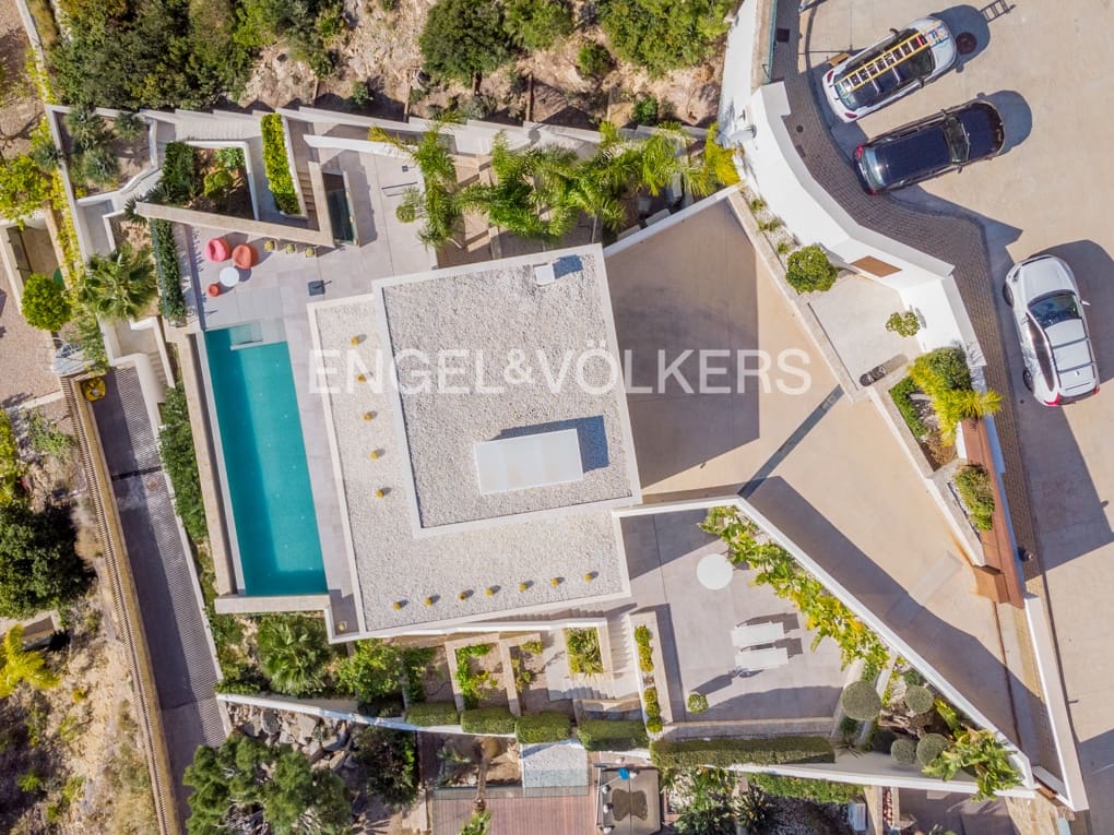 3 makuuhuone Huvila myytävänä paikassa Altea mukana uima-altaan 
autotalli - 2 980 000 € (Ref: 8244144)