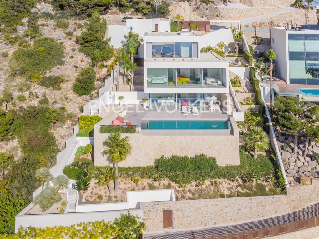 3 makuuhuone Huvila myytävänä paikassa Altea mukana uima-altaan 
autotalli - 2 980 000 € (Ref: 8244144)