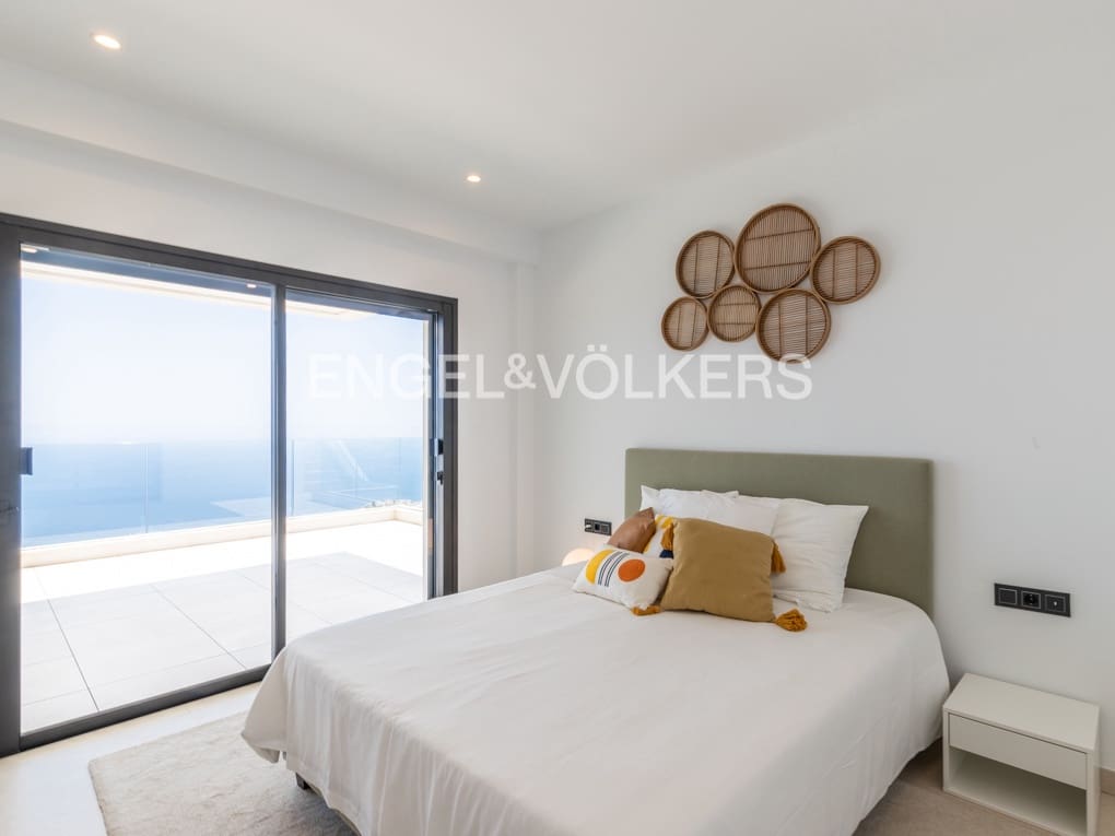 4 soveværelse Villa til salg i Cumbre del Sol med swimmingpool garage - € 1.990.000 (Ref: 8253219)