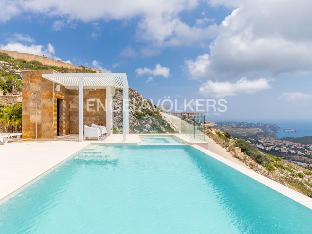 4 soveværelse Villa til salg i Cumbre del Sol med swimmingpool garage - € 1.990.000 (Ref: 8253219)