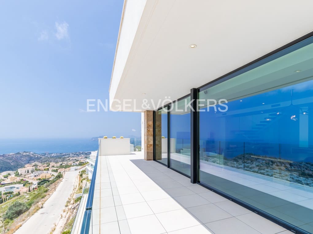 4 soveværelse Villa til salg i Cumbre del Sol med swimmingpool garage - € 1.990.000 (Ref: 8253219)