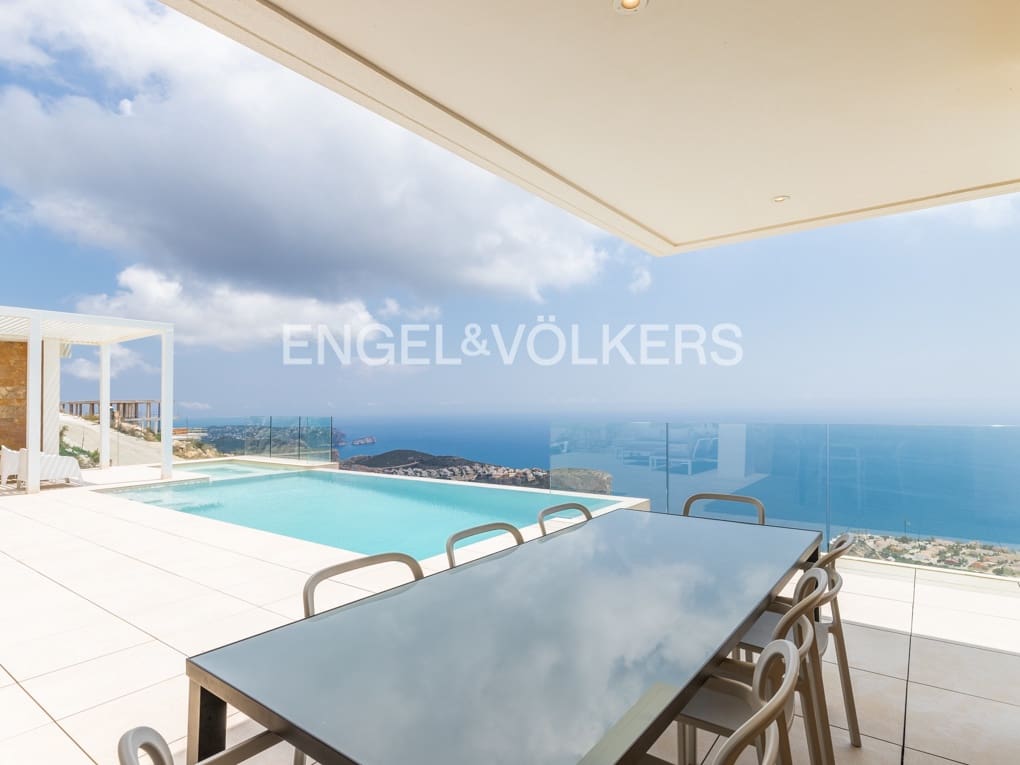 4 soveværelse Villa til salg i Cumbre del Sol med swimmingpool garage - € 1.990.000 (Ref: 8253219)