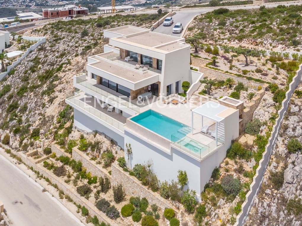 4 soveværelse Villa til salg i Cumbre del Sol med swimmingpool garage - € 1.990.000 (Ref: 8253219)