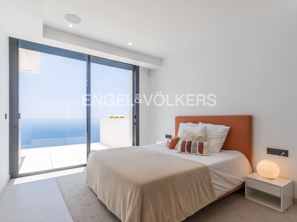 4 soveværelse Villa til salg i Cumbre del Sol med swimmingpool garage - € 1.990.000 (Ref: 8253219)