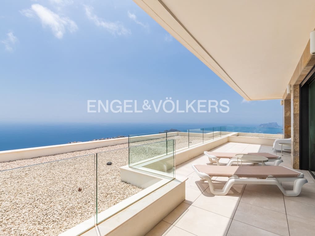 4 soveværelse Villa til salg i Cumbre del Sol med swimmingpool garage - € 1.990.000 (Ref: 8253219)