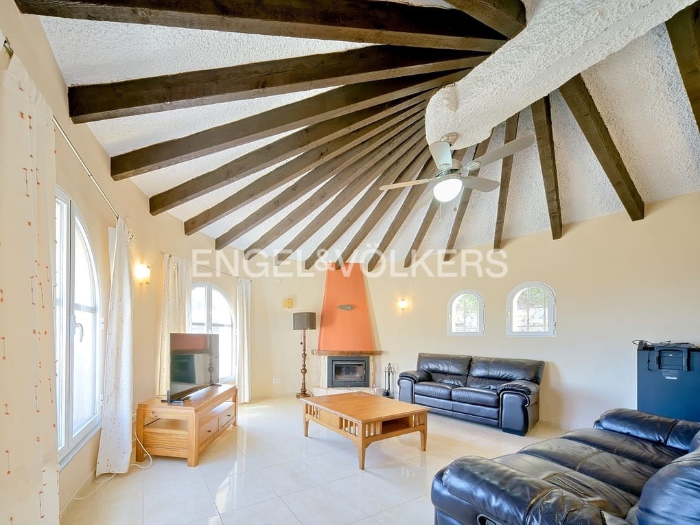 3 soveværelse Villa til salg i Calpe / Calp med swimmingpool garage - € 478.000 (Ref: 8296818)