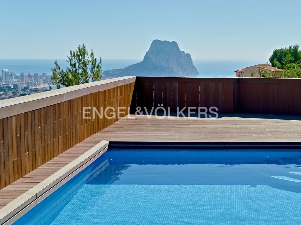3 soveværelse Villa til salg i Calpe / Calp med swimmingpool garage - € 478.000 (Ref: 8296818)