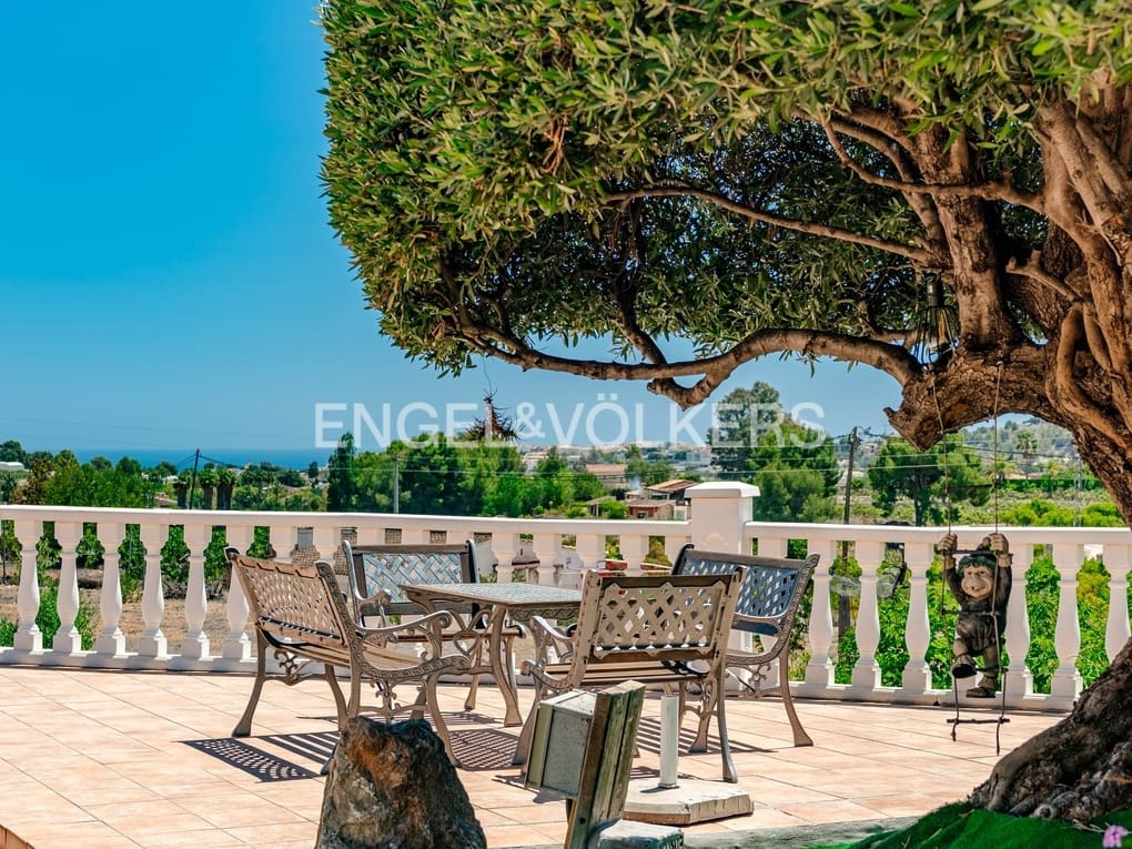 3 soveværelse Villa til salg i Altea med swimmingpool garage - € 1.100.000 (Ref: 8350058)