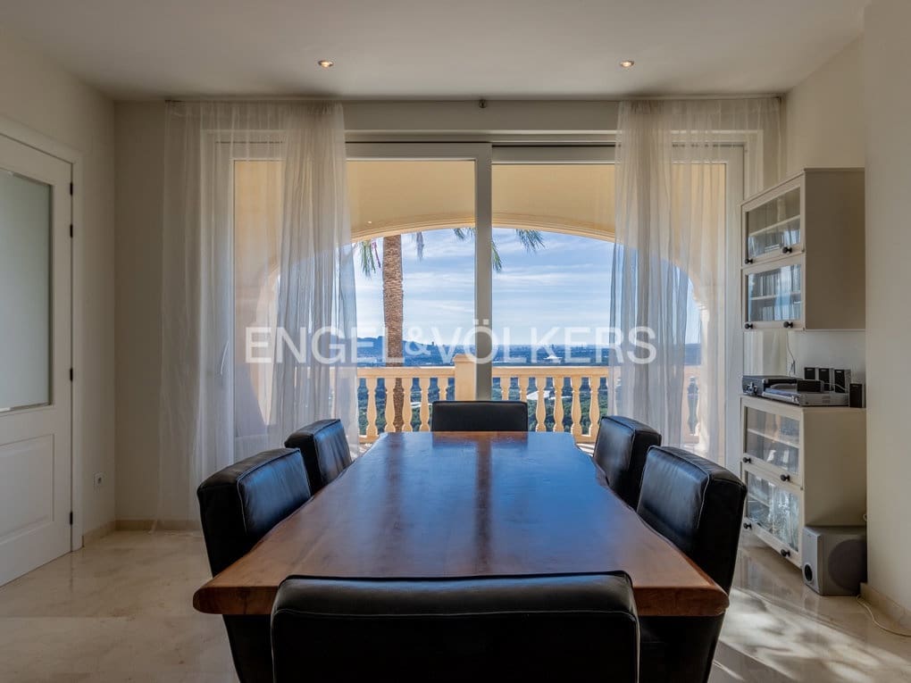 Chalet de 7 habitaciones en Altea en venta con piscina garaje - 2.950.000 € (Ref: 8361773)