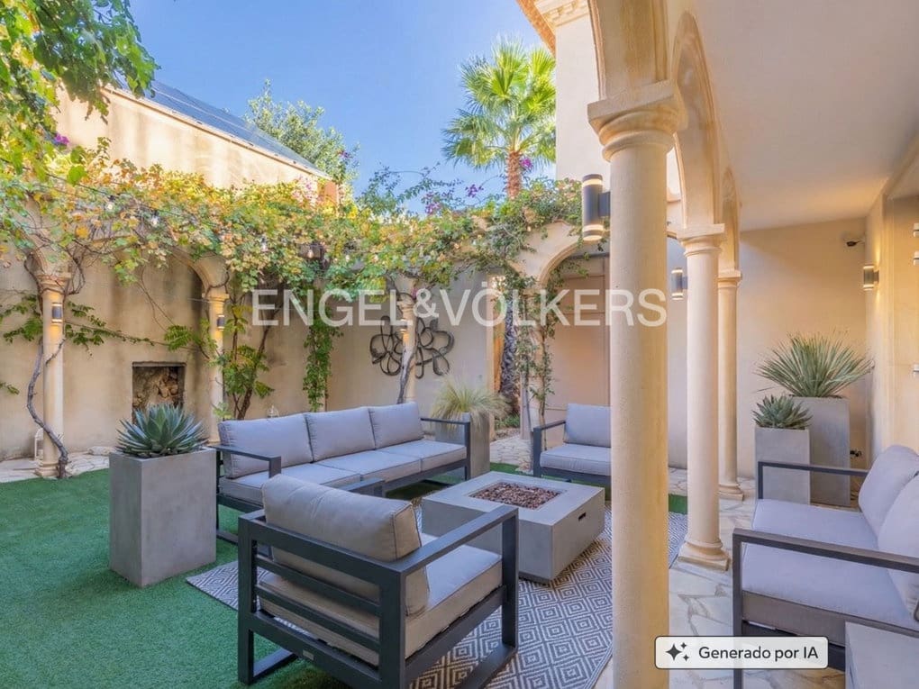 Chalet de 7 habitaciones en Altea en venta con piscina garaje - 2.950.000 € (Ref: 8361773)