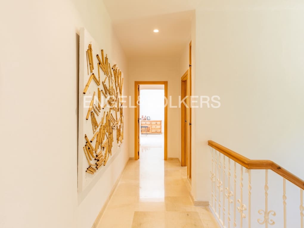 5 soverom Villa til salgs i Moraira med svømmebasseng garasje - € 1 950 000 (Ref: 8394403)