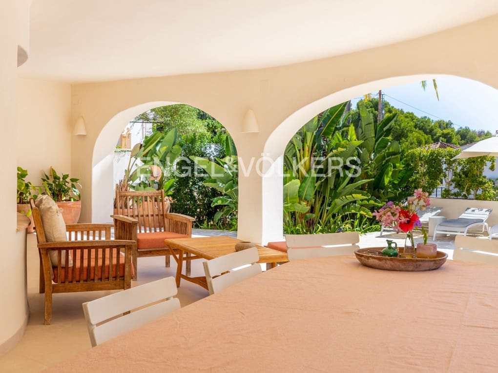 5 soverom Villa til salgs i Moraira med svømmebasseng garasje - € 1 950 000 (Ref: 8394403)