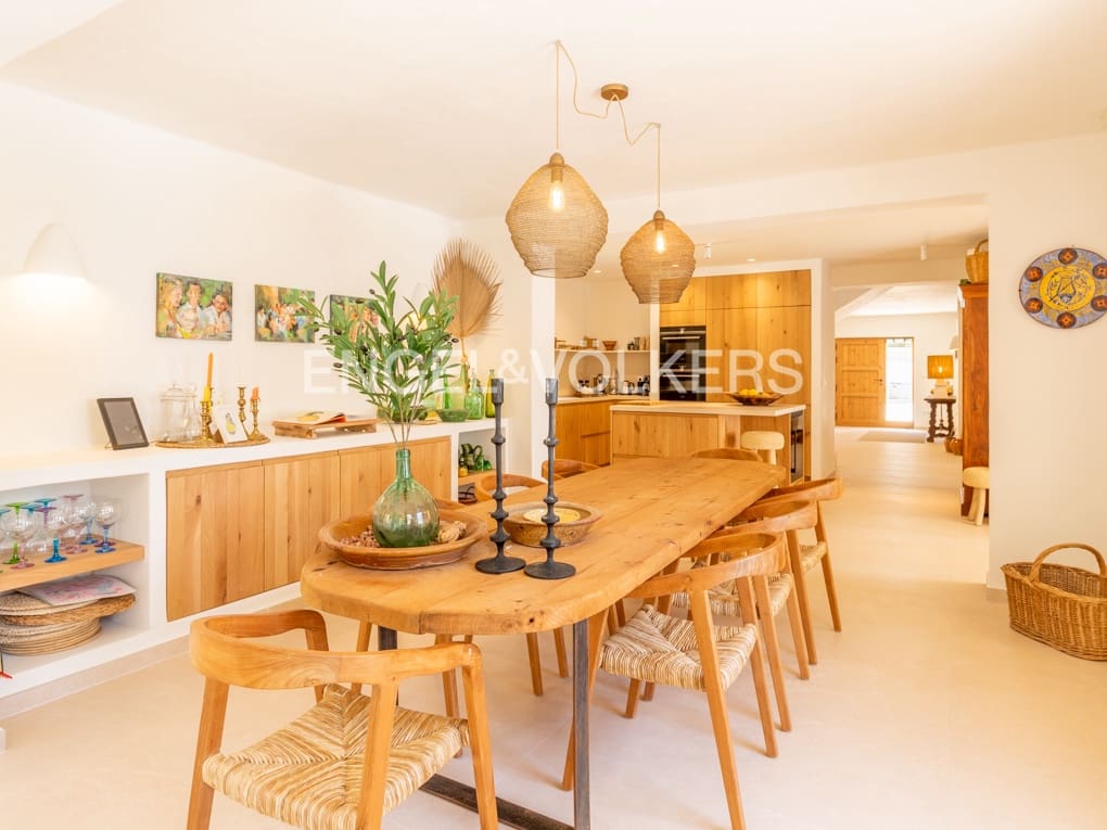 5 soverom Villa til salgs i Moraira med svømmebasseng garasje - € 1 950 000 (Ref: 8394403)