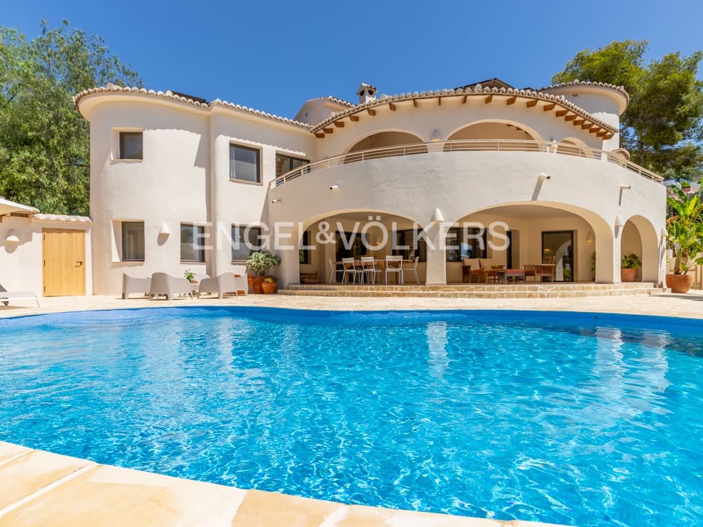 5 soverom Villa til salgs i Moraira med svømmebasseng garasje - € 1 950 000 (Ref: 8394403)