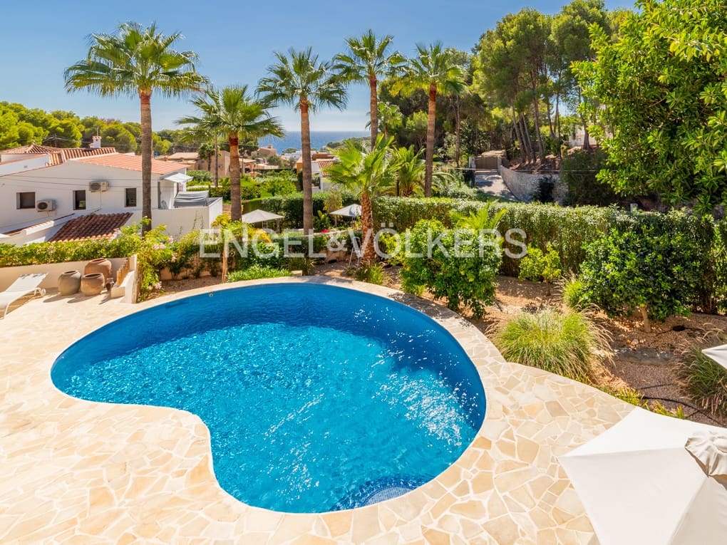 5 soverom Villa til salgs i Moraira med svømmebasseng garasje - € 1 950 000 (Ref: 8394403)