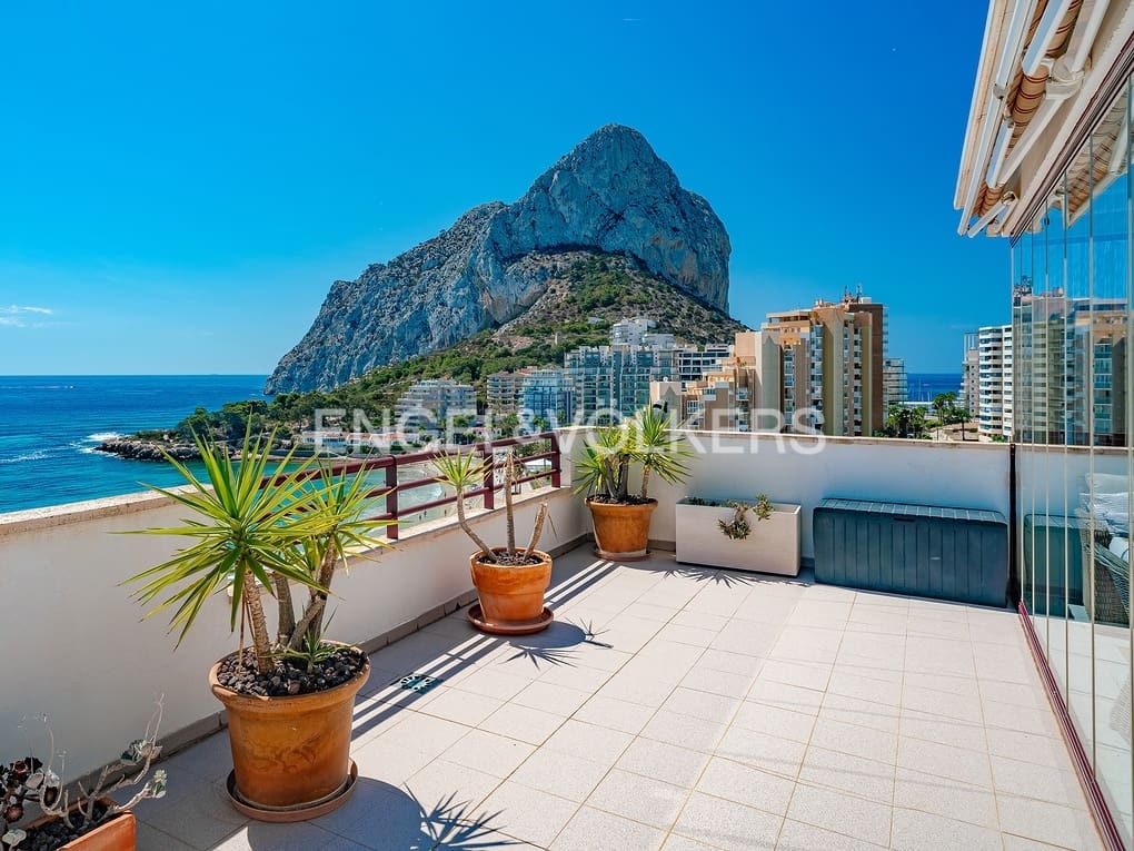 3 quarto Penthouse para venda em Calpe / Calp com piscina garagem - 1 350 000 € (Ref: 8395860)