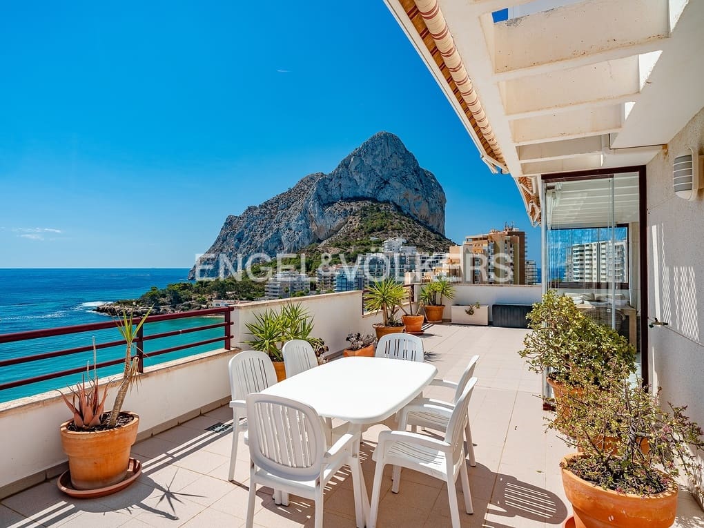 3 quarto Penthouse para venda em Calpe / Calp com piscina garagem - 1 350 000 € (Ref: 8395860)