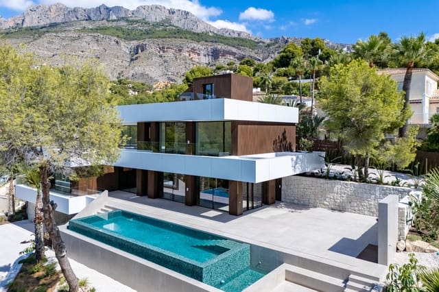4 soveværelse Villa til salg i Altea med swimmingpool garage - € 2.795.000 (Ref: 8411098)