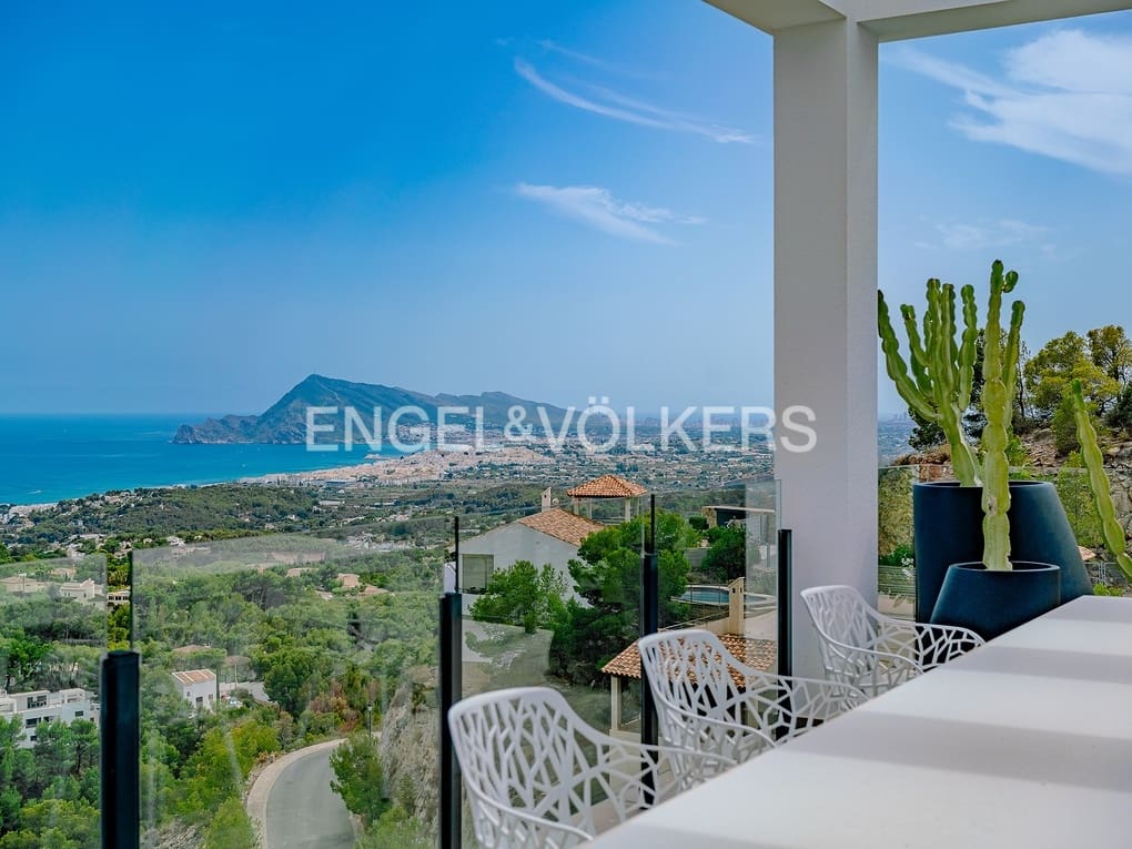 3 sovrum Villa till salu i Altea med pool garage - 1 445 000 € (Ref: 8428229)