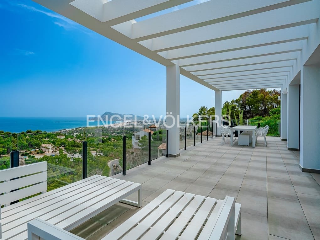 3 sovrum Villa till salu i Altea med pool garage - 1 445 000 € (Ref: 8428229)