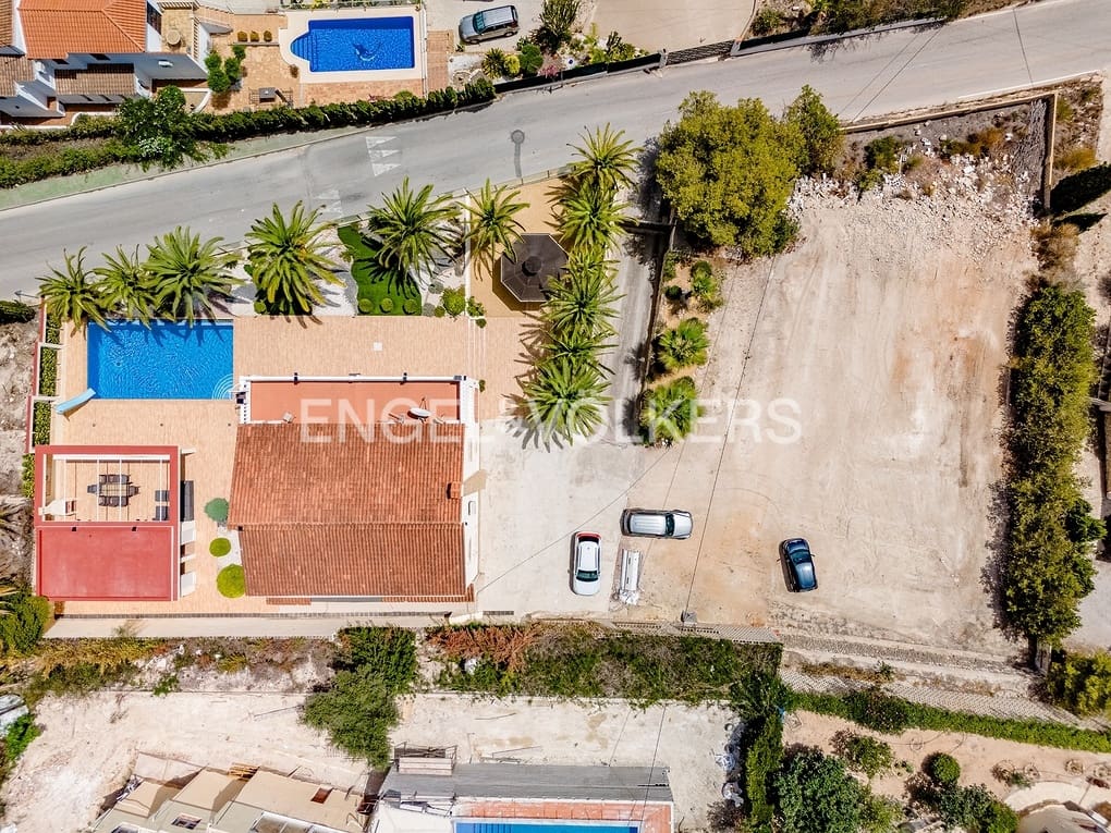 6 soverom Villa til salgs i Calpe / Calp med svømmebasseng garasje - € 1 380 000 (Ref: 8467107)