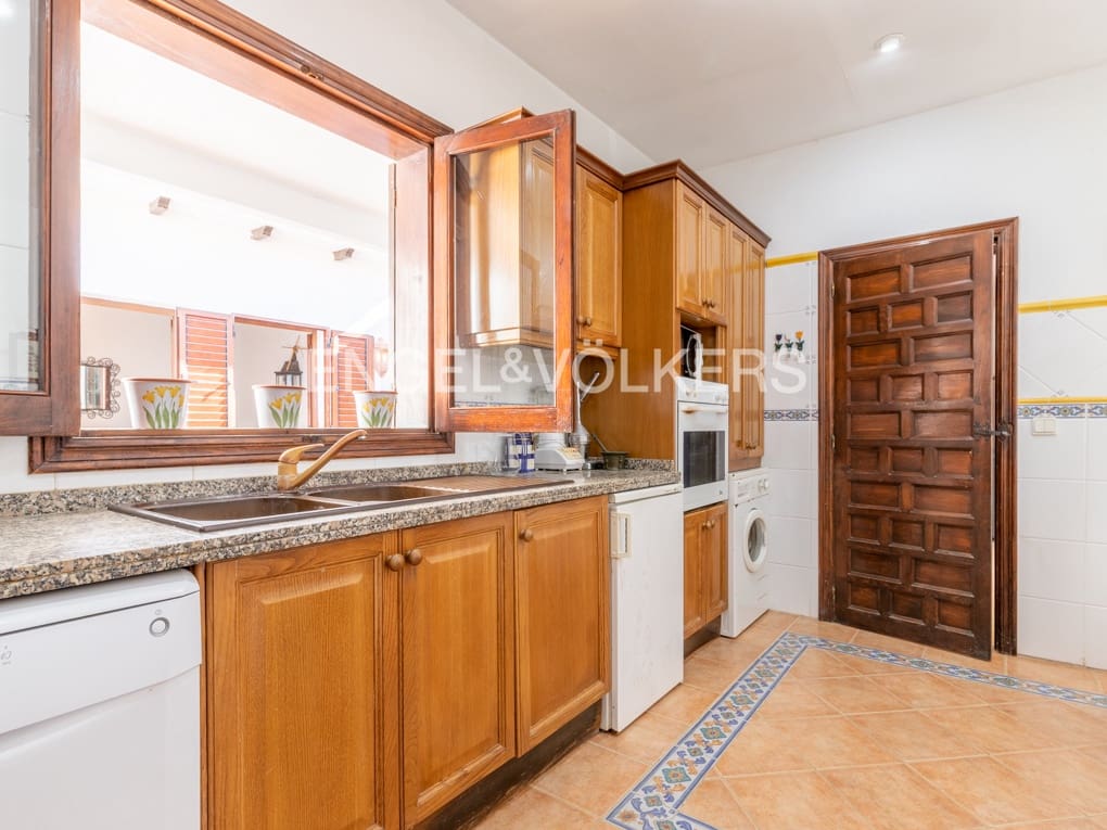 4 soveværelse Rækkehus til salg i Moraira med garage - € 2.250.000 (Ref: 8520696)