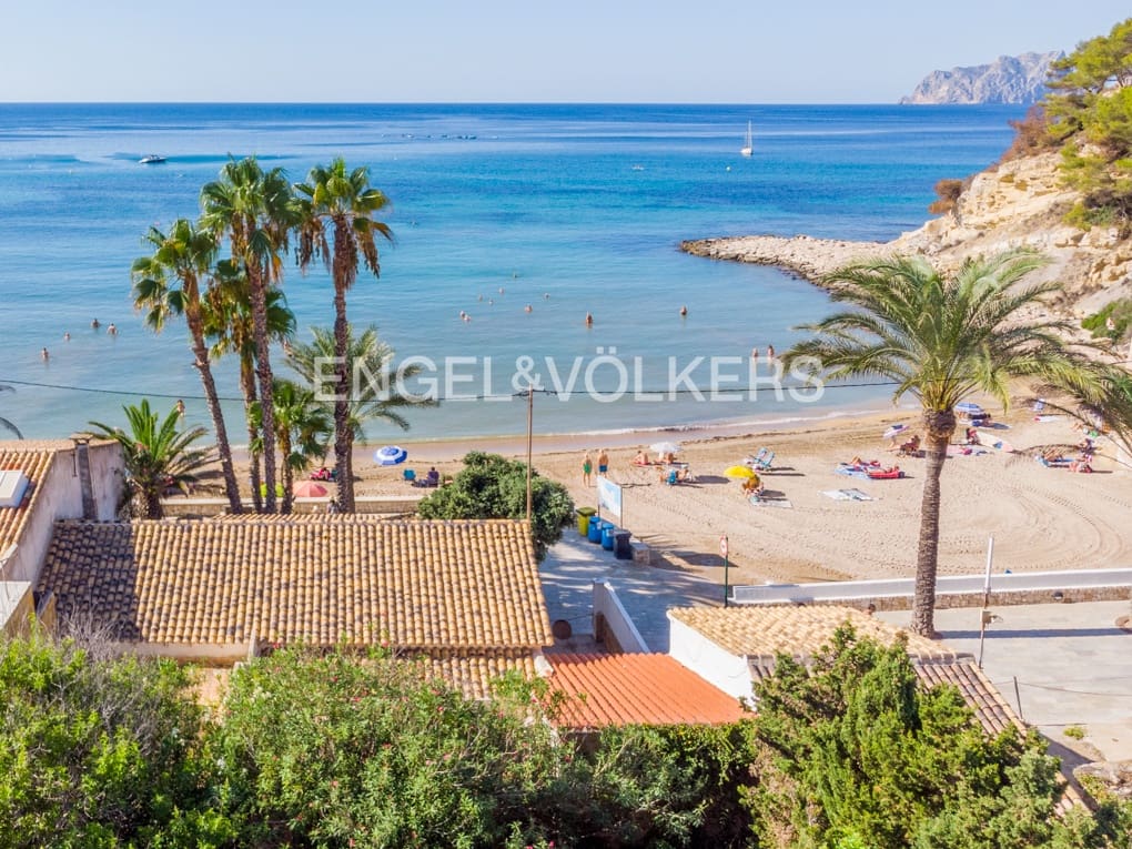4 soveværelse Rækkehus til salg i Moraira med garage - € 2.250.000 (Ref: 8520696)
