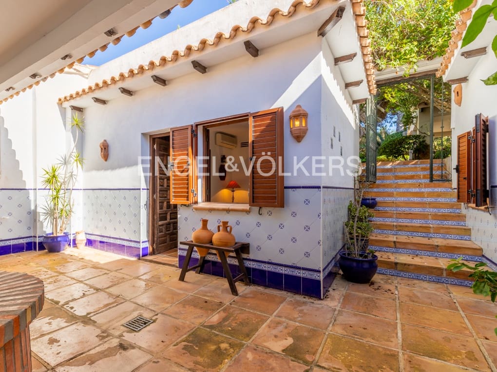 4 soveværelse Rækkehus til salg i Moraira med garage - € 2.250.000 (Ref: 8520696)