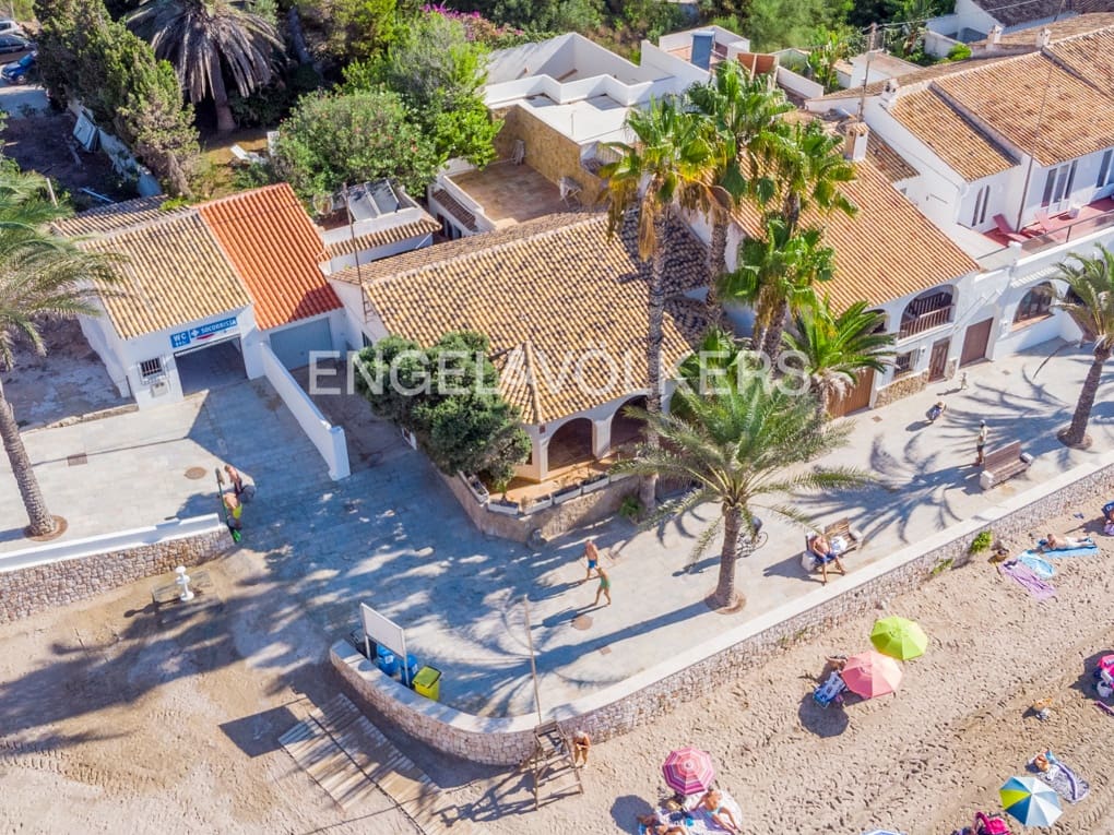 4 soveværelse Rækkehus til salg i Moraira med garage - € 2.250.000 (Ref: 8520696)