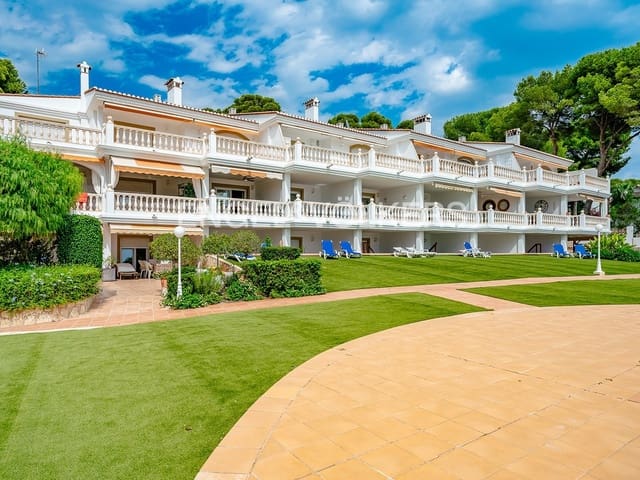 2 soverom Leilighet til salgs i Moraira, Teulada-Moraira med svømmebasseng garasje - € 741 000 (Ref: 8581594)