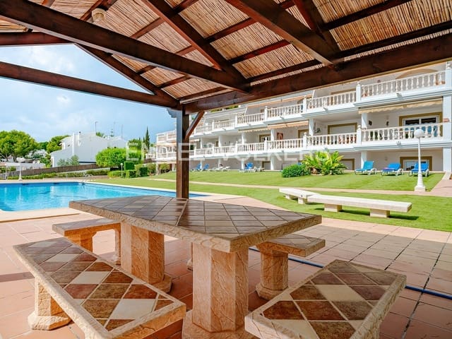 2 soverom Leilighet til salgs i Moraira, Teulada-Moraira med svømmebasseng garasje - € 741 000 (Ref: 8581594)