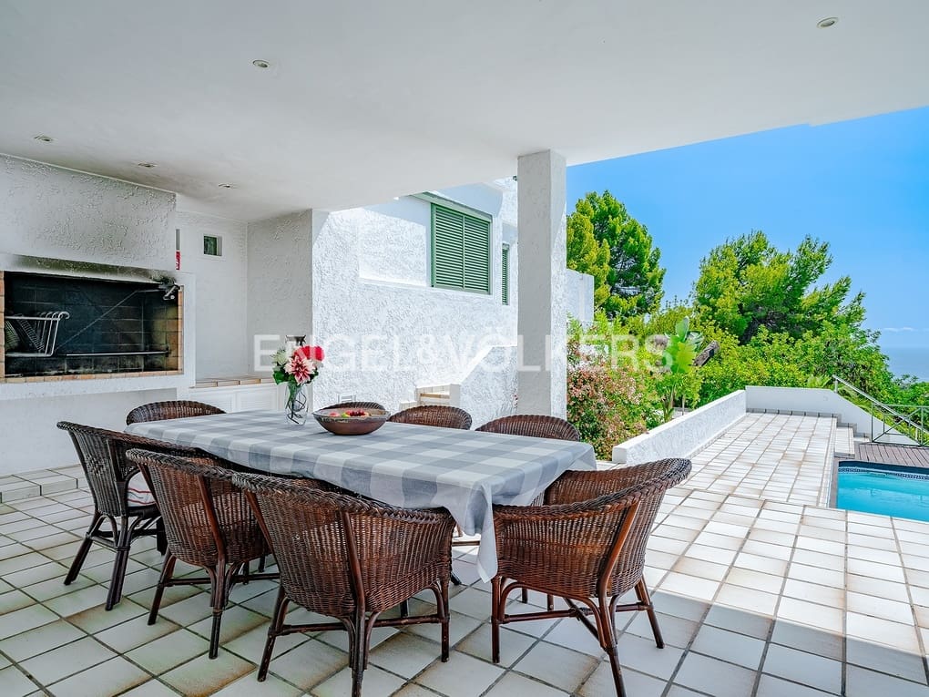 5 soverom Villa til salgs i Altea la Vella med svømmebasseng garasje - € 2 100 000 (Ref: 8614527)