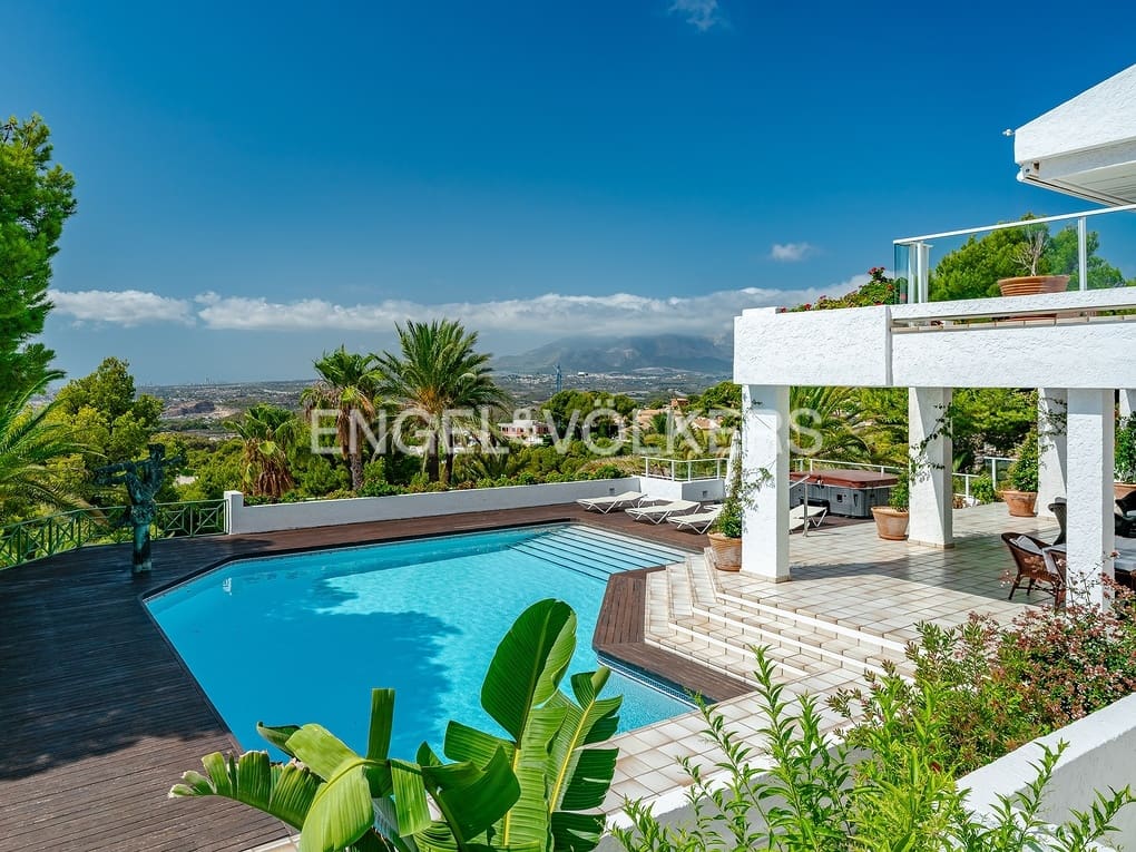 5 soverom Villa til salgs i Altea la Vella med svømmebasseng garasje - € 2 100 000 (Ref: 8614527)
