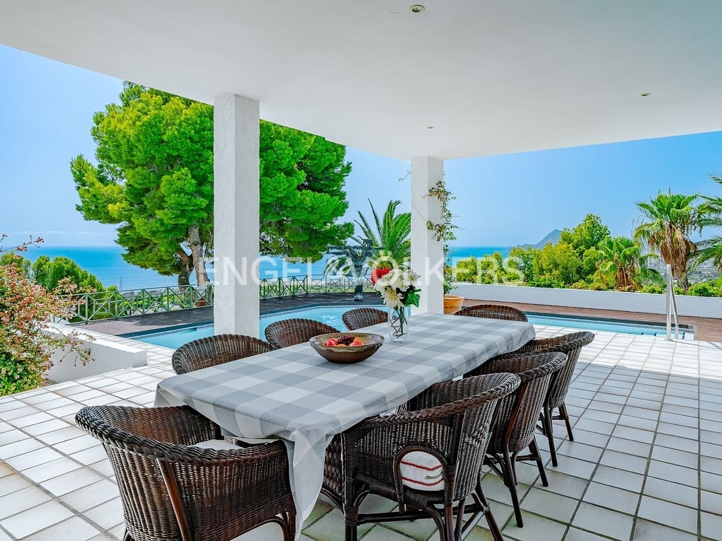 5 soverom Villa til salgs i Altea la Vella med svømmebasseng garasje - € 2 100 000 (Ref: 8614527)