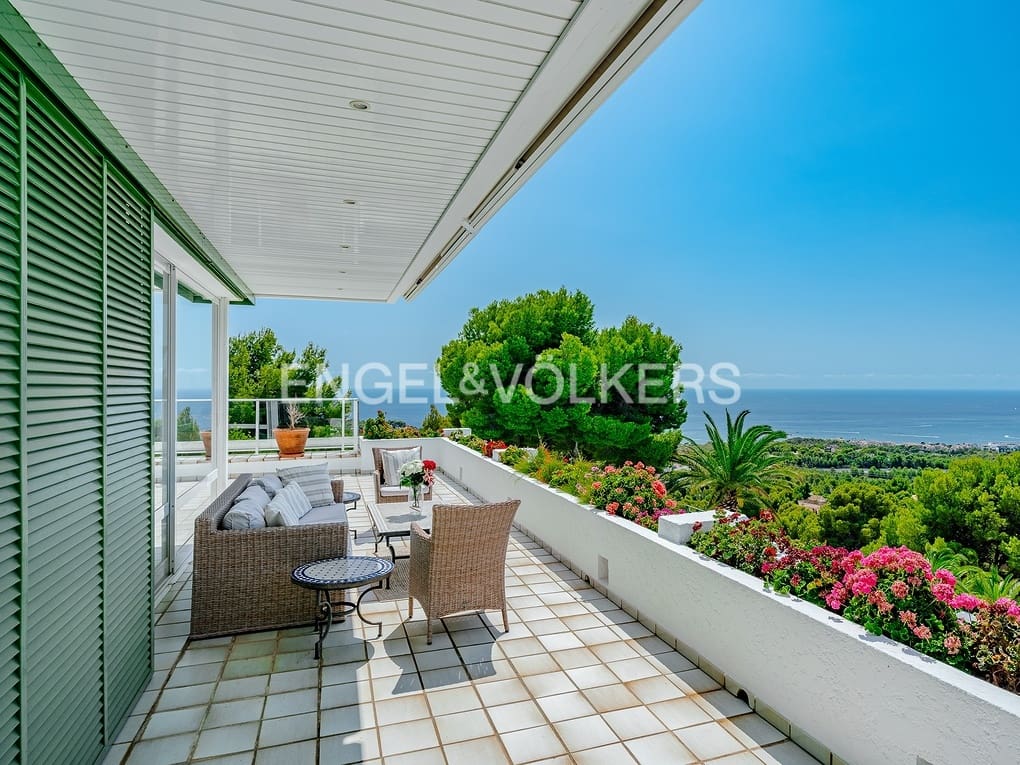 5 soverom Villa til salgs i Altea la Vella med svømmebasseng garasje - € 2 100 000 (Ref: 8614527)