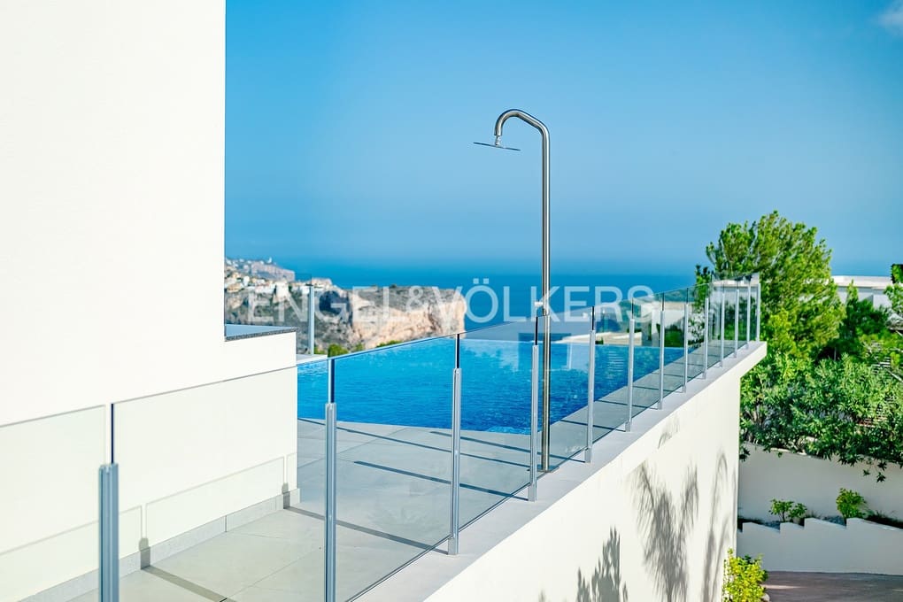 4 quarto Moradia para venda em Cumbre del Sol com piscina garagem - 1 499 000 € (Ref: 8623483)