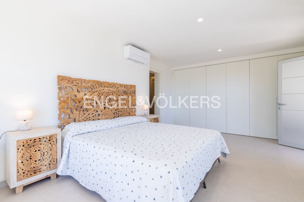 4 quarto Moradia para venda em Cumbre del Sol com piscina garagem - 1 499 000 € (Ref: 8623483)