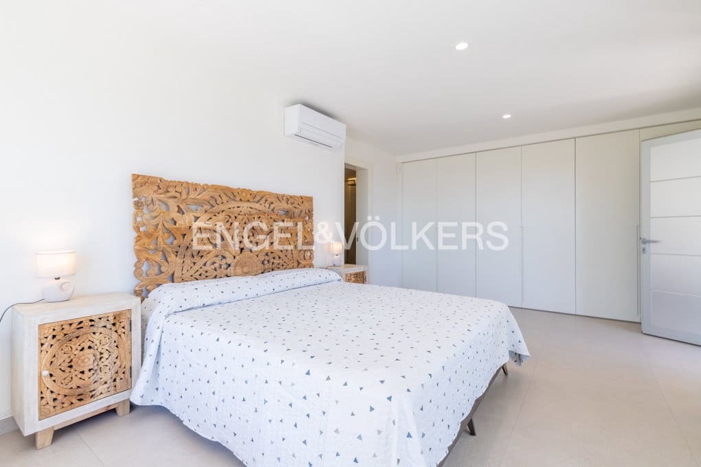 4 bedroom Villa for sale in Benitachell / Benitatxell with pool garage - € 1,429,000 (Ref: 8623483)
