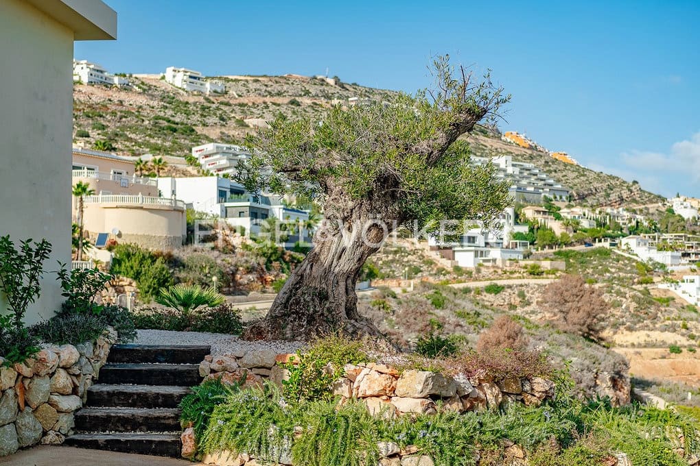 4 bedroom Villa for sale in Benitachell / Benitatxell with pool garage - € 1,429,000 (Ref: 8623483)