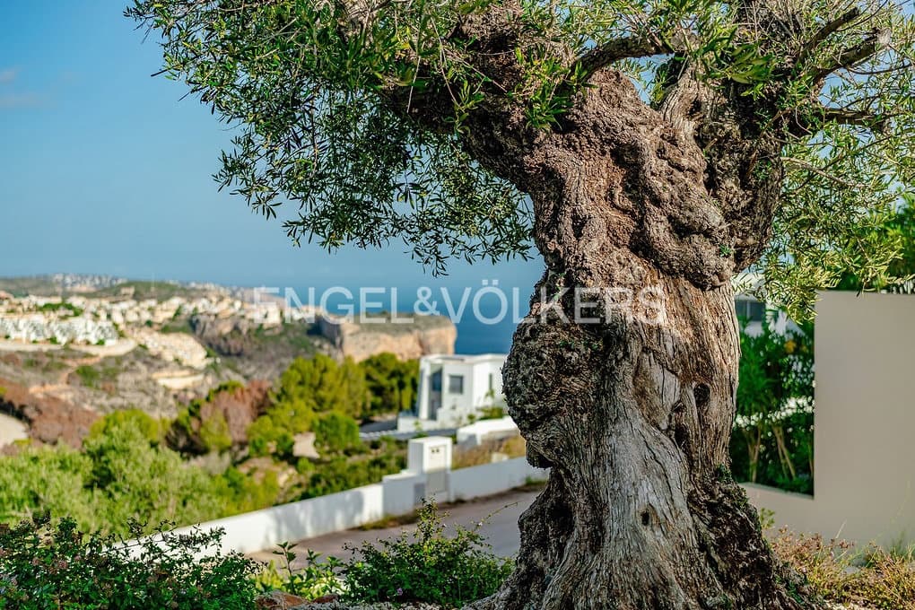 4 bedroom Villa for sale in Benitachell / Benitatxell with pool garage - € 1,429,000 (Ref: 8623483)