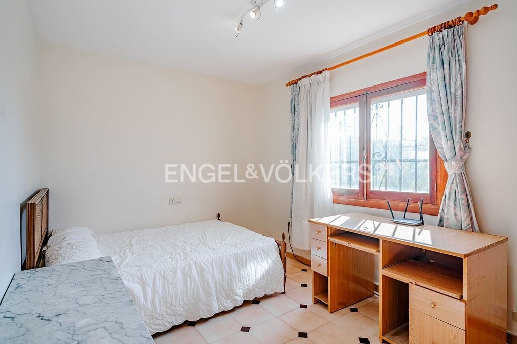 4 soveværelse Villa til salg i Calpe / Calp med swimmingpool garage - € 550.000 (Ref: 8647450)